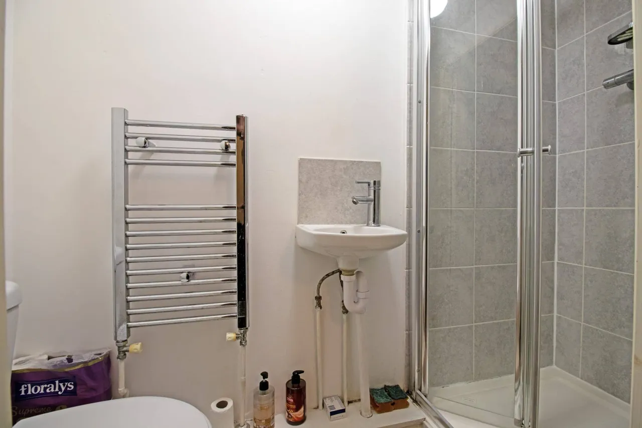 Cliff Gardens, Scunthorpe, DN15, photo 5