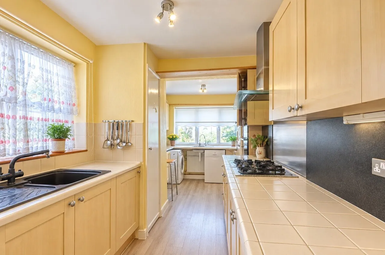 Kingston Road, High Wycombe, HP13, photo 3