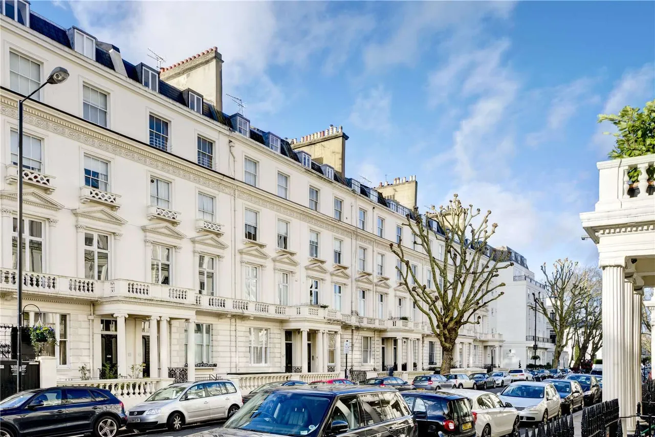 4 bed flat for sale — Randolph Avenue, Maida Vale, London, W9 1DW