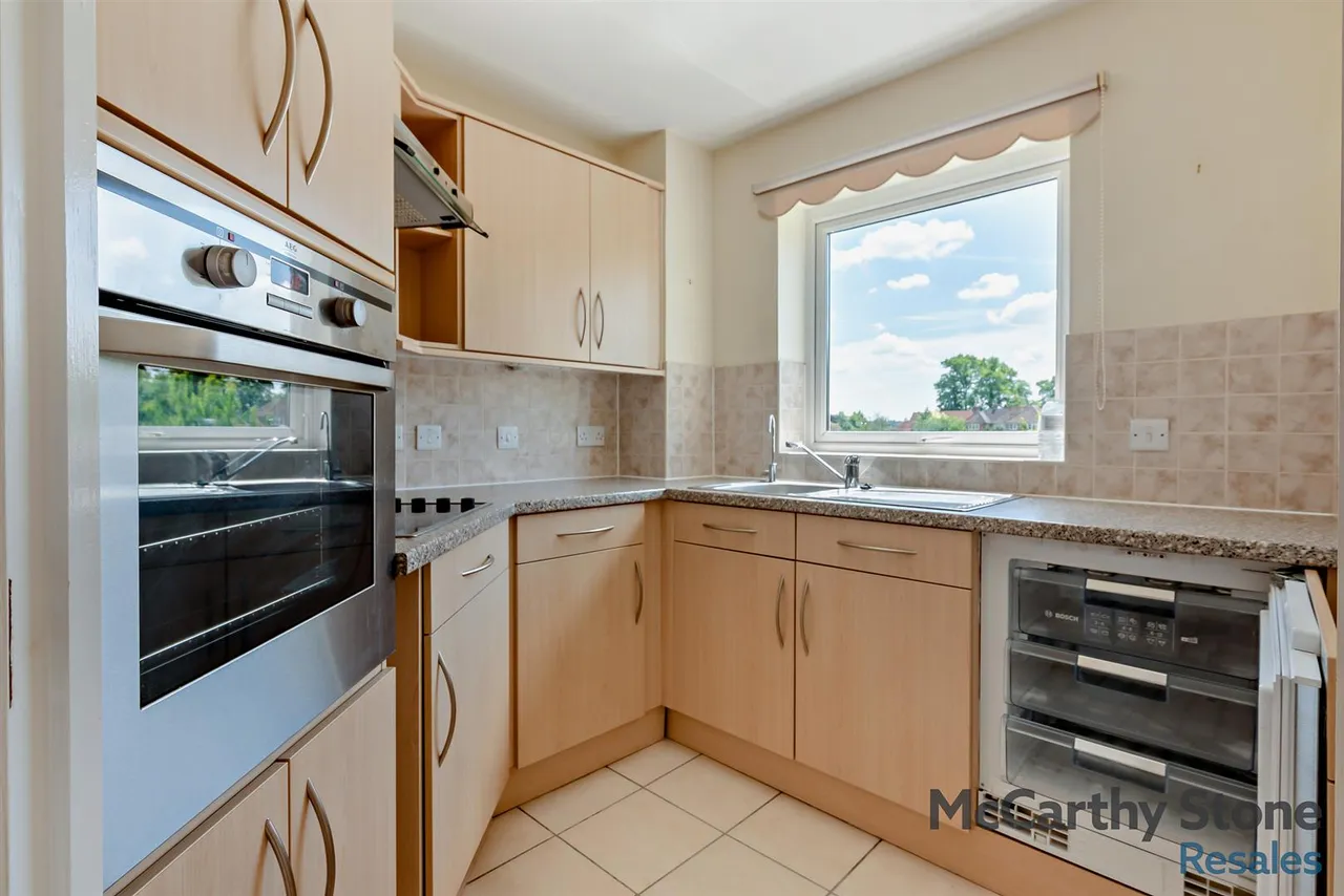 Western Avenue, Newbury, RG14, photo 6