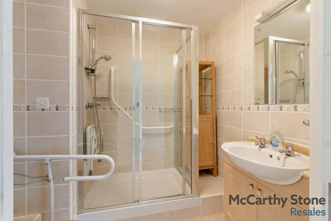 Western Avenue, Newbury, RG14, photo 4