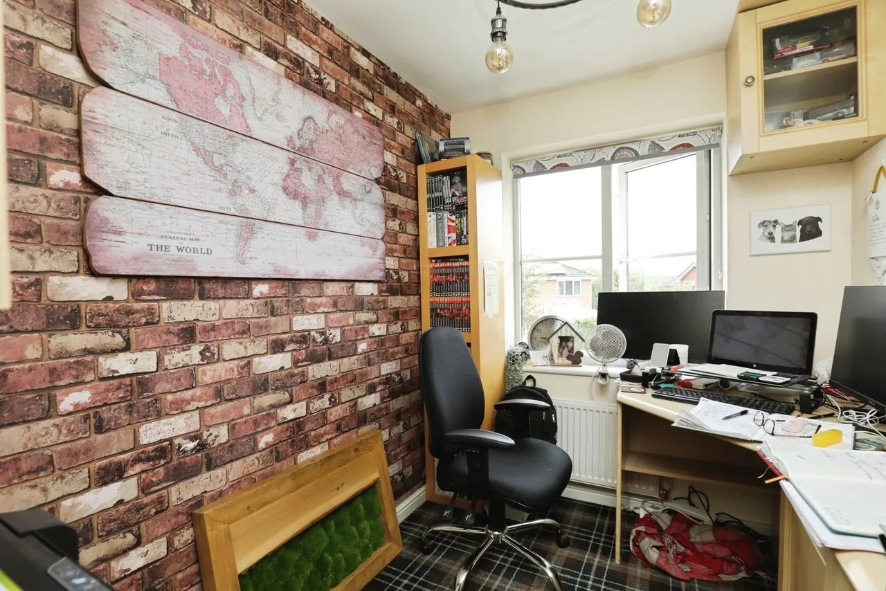 Mills Way, CREWE, Cheshire, CW1, photo 24