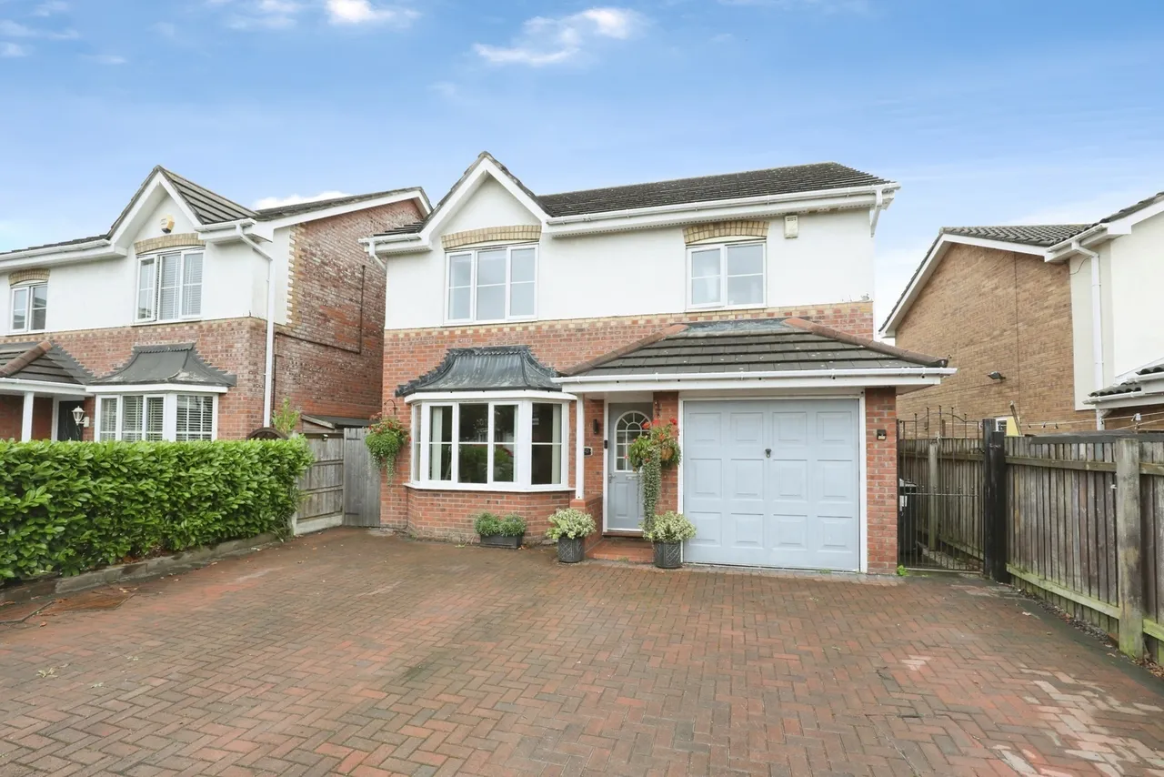 4 bed house for sale — Mills Way, CREWE, Cheshire, CW1
