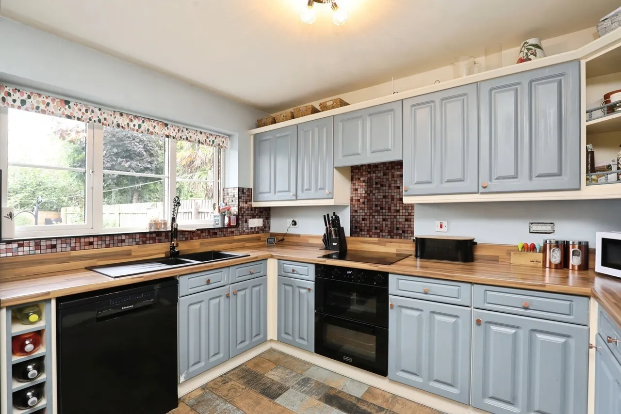 Mills Way, CREWE, Cheshire, CW1, photo 9