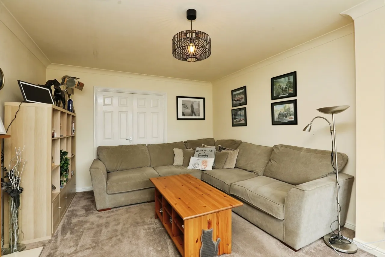 Mills Way, CREWE, Cheshire, CW1, photo 6
