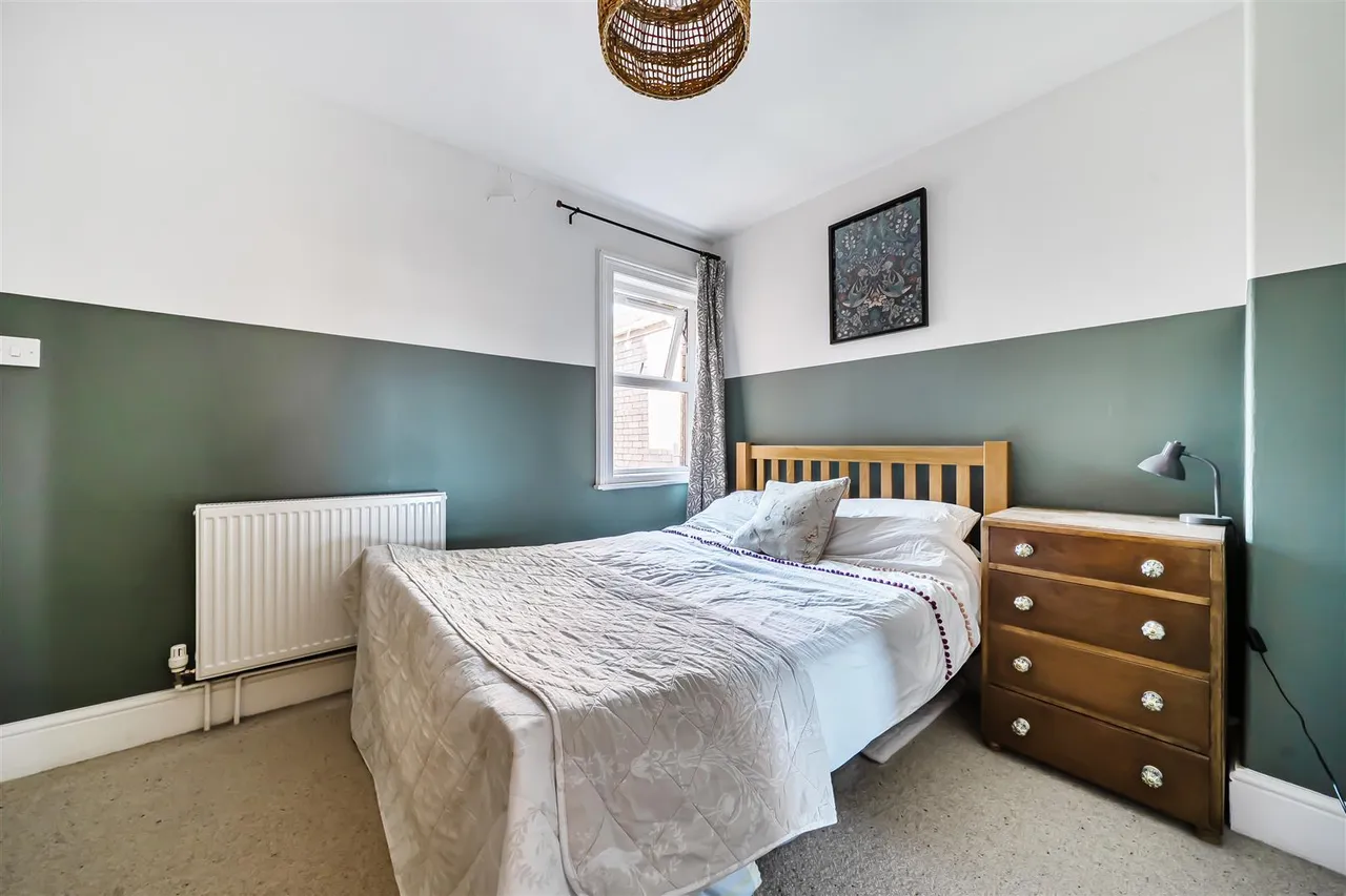 Brickley Lane, Devizes, SN10, photo 17