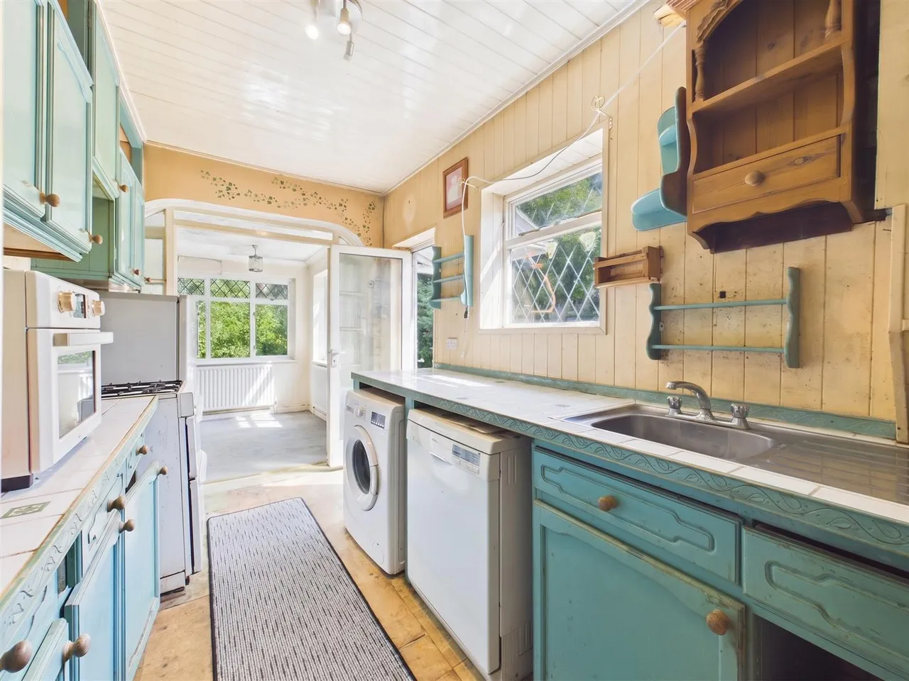 Gerrard Gardens, Pinner, Middlesex, HA5 2PT, photo 6