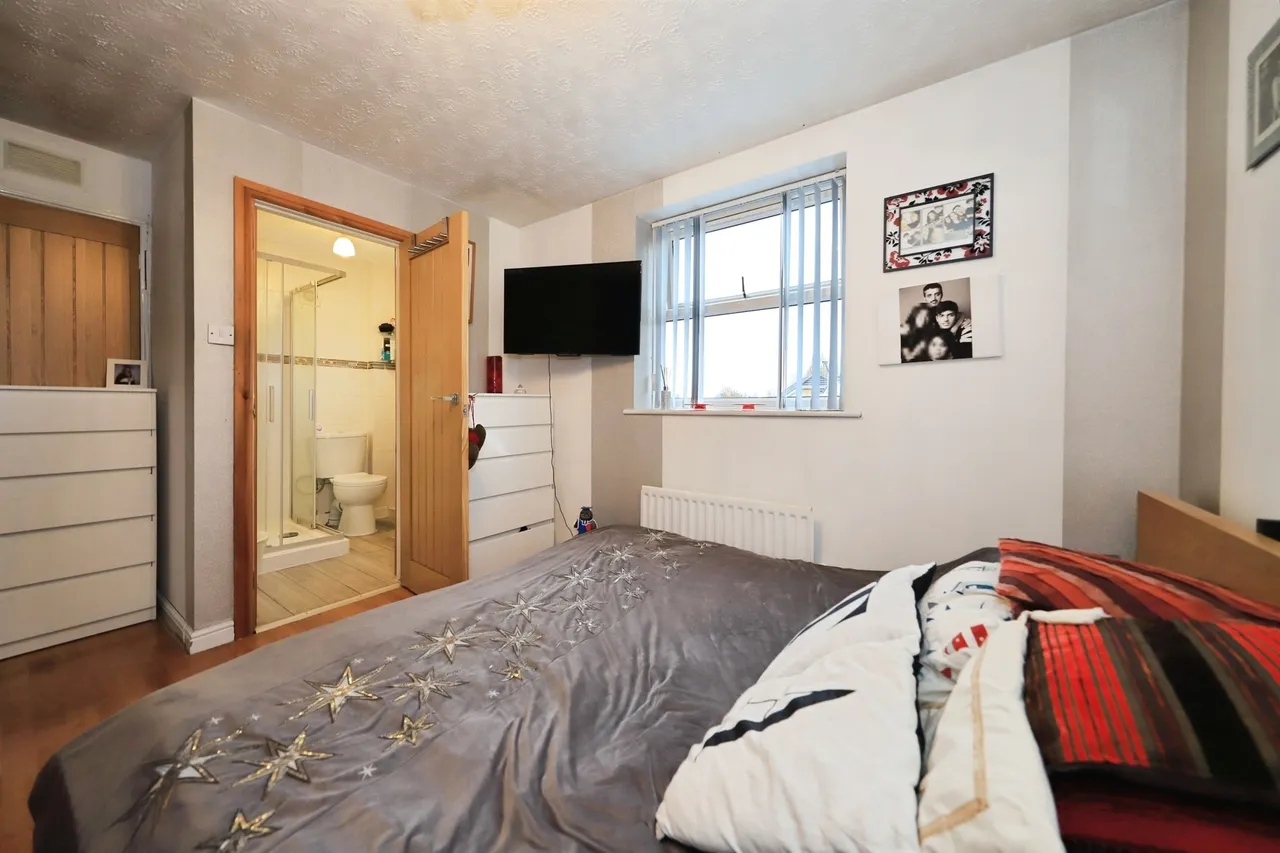 Constantine Way, Bilston, WV14, photo 9