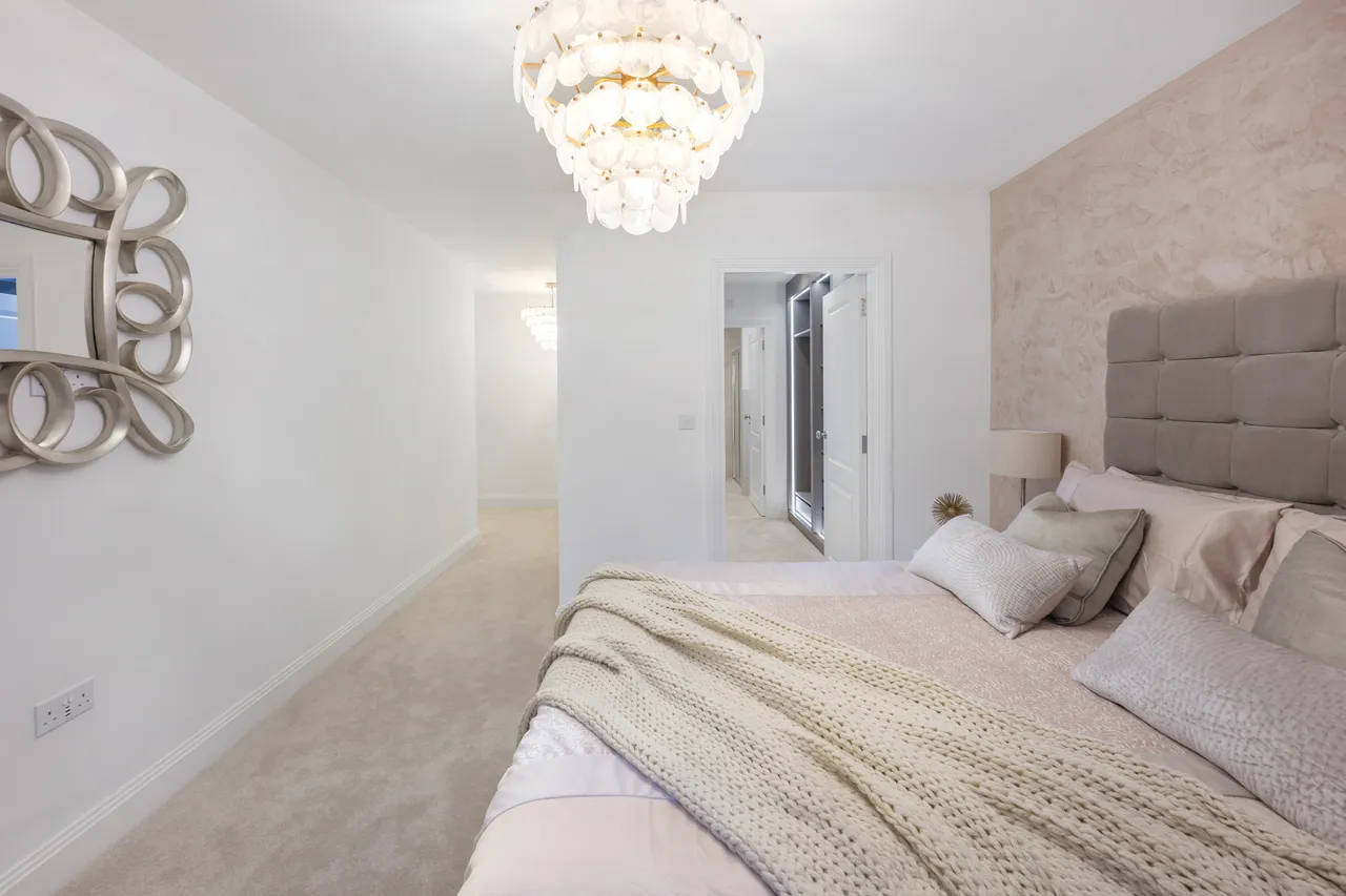 Shalford Lodge, Kingston Hill, Kingst..., photo 6
