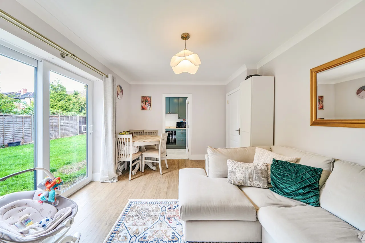 Cherry Gardens, Northolt, UB5, photo 19