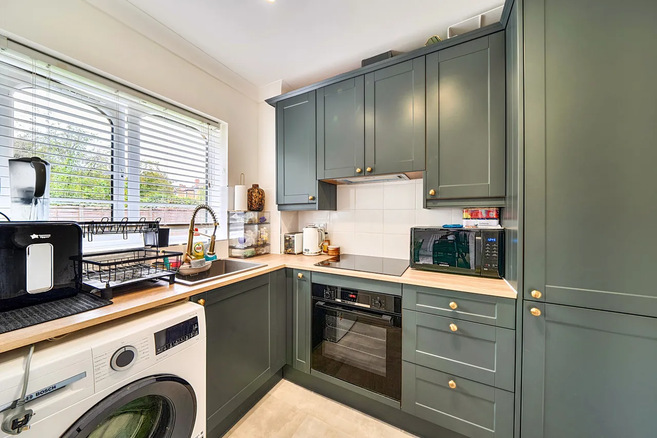 Cherry Gardens, Northolt, UB5, photo 16
