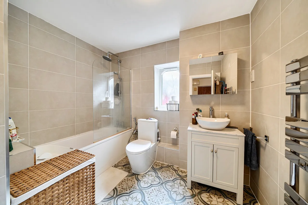 Cherry Gardens, Northolt, UB5, photo 7