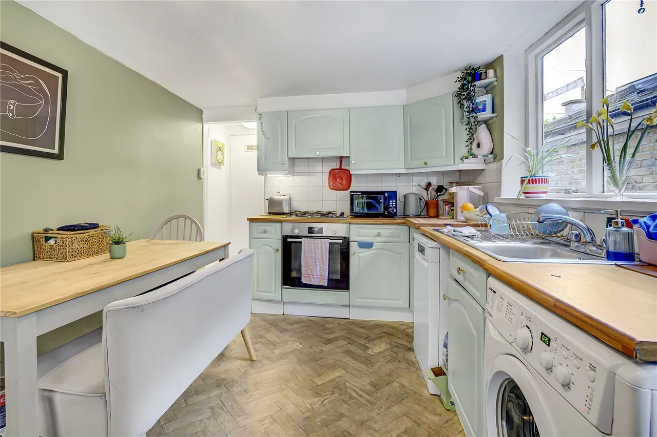Broughton Road, Fulham, London, SW6, photo 7