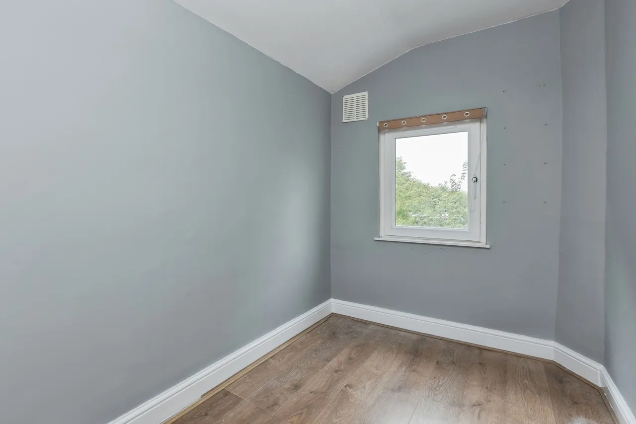 Dover Road East, DA11, photo 12