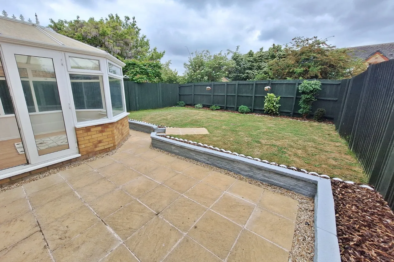Nicholls Close, Barton-Le-Clay, MK45, photo 2