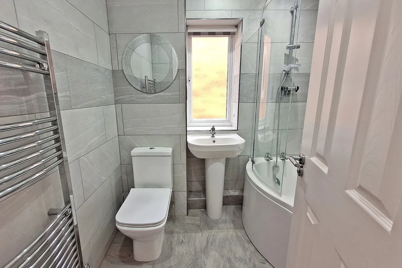 Nicholls Close, Barton-Le-Clay, MK45, photo 11