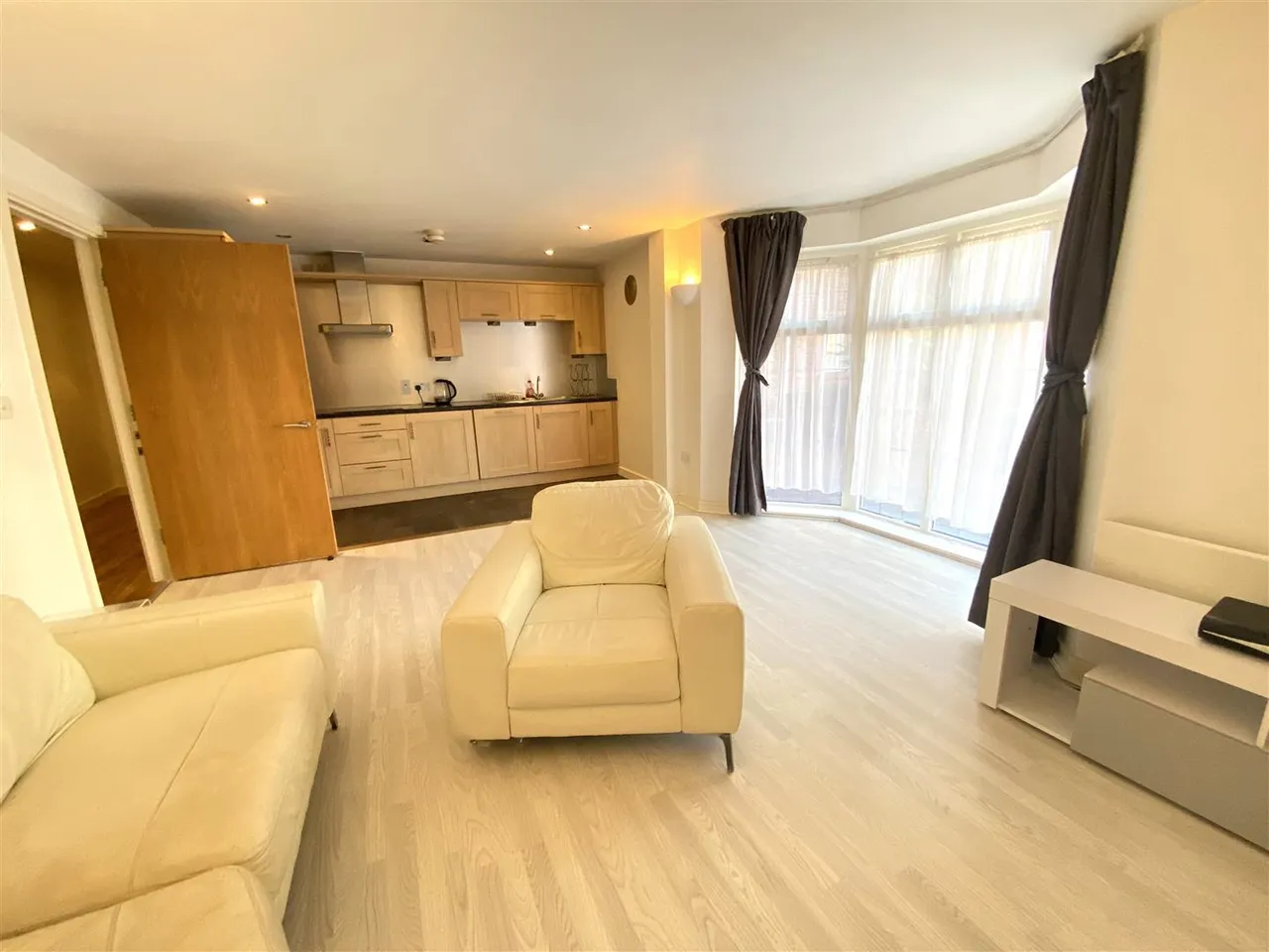 Station Road, Wilmslow, SK9, photo 4