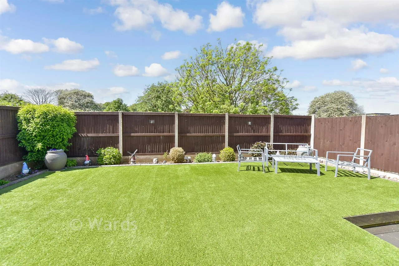 Geddes Close, Hawkinge, CT18, photo 14