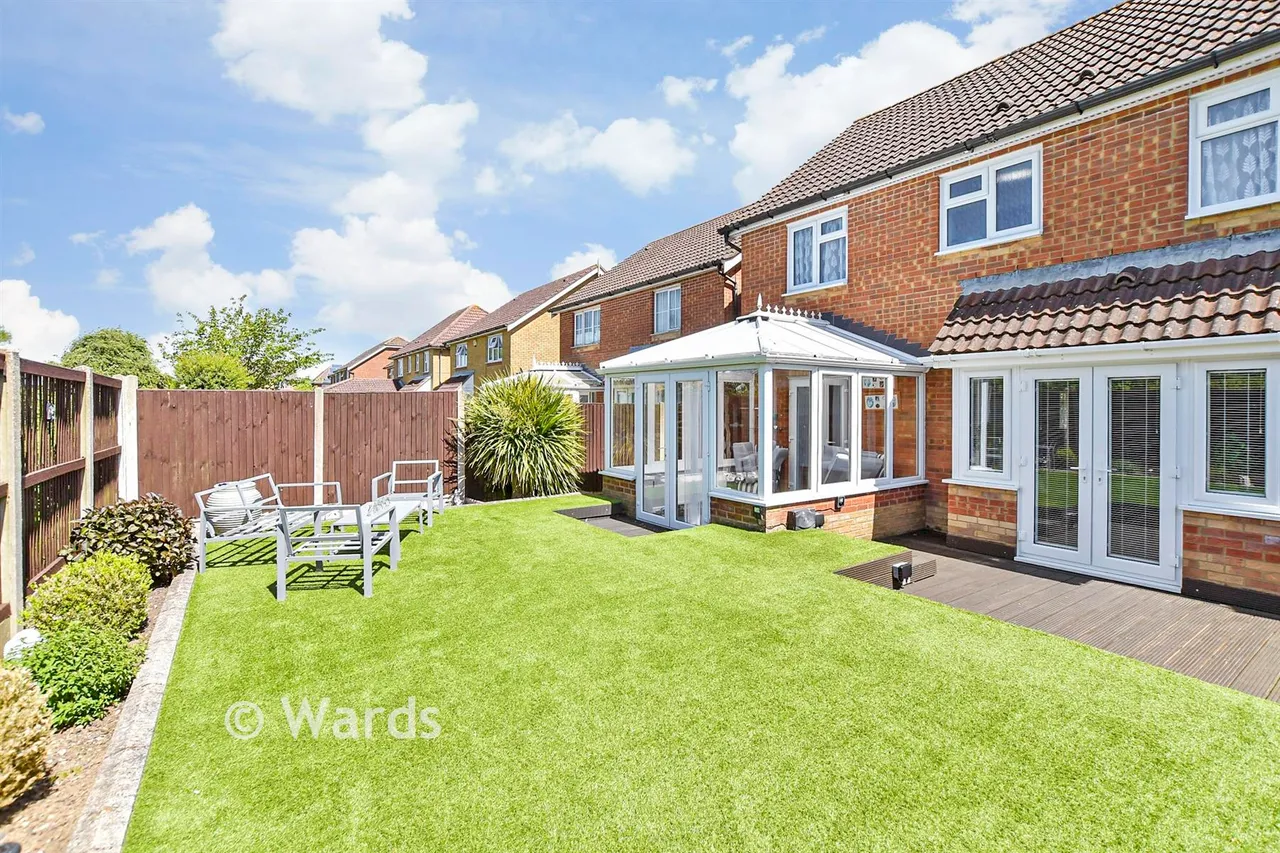 Geddes Close, Hawkinge, CT18, photo 2