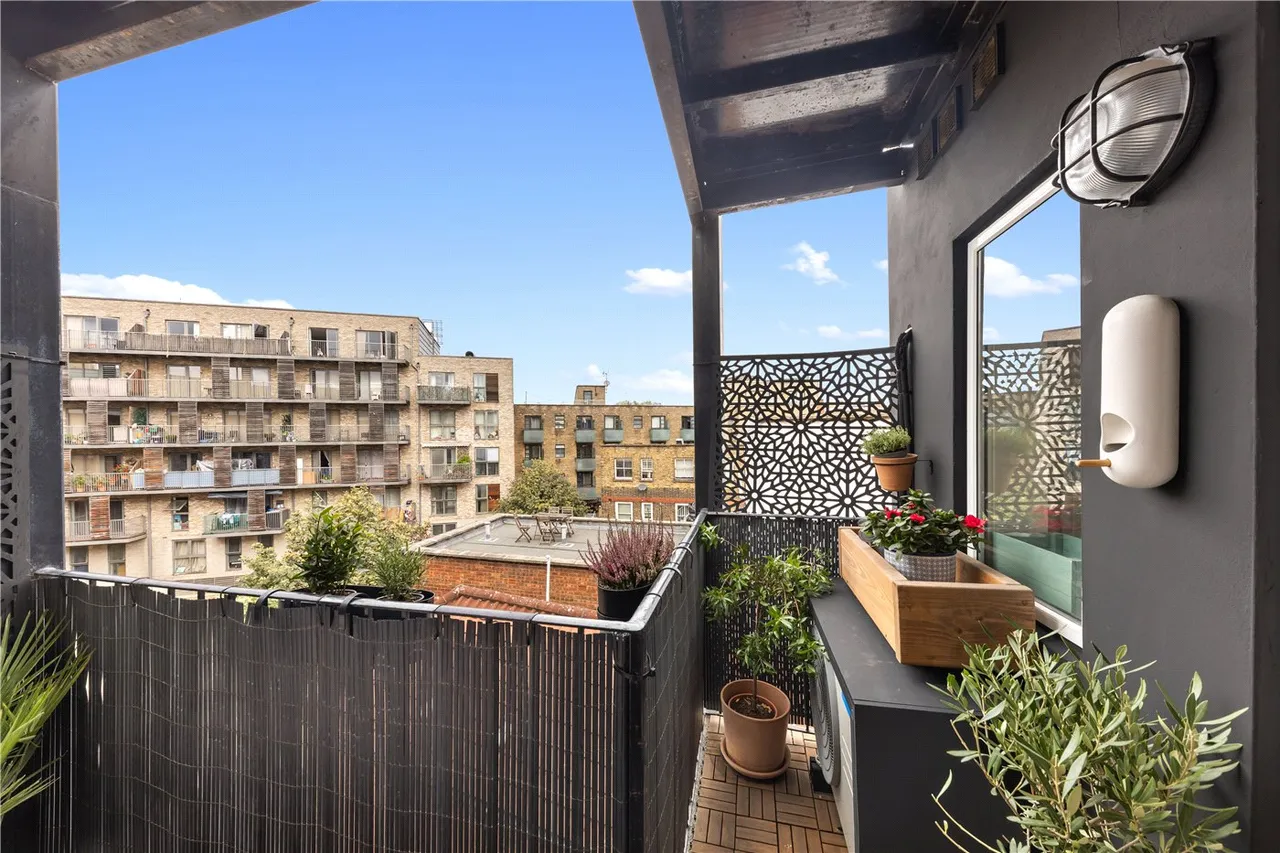 Apex House, 17 Bacon Street, London, E1, photo 11