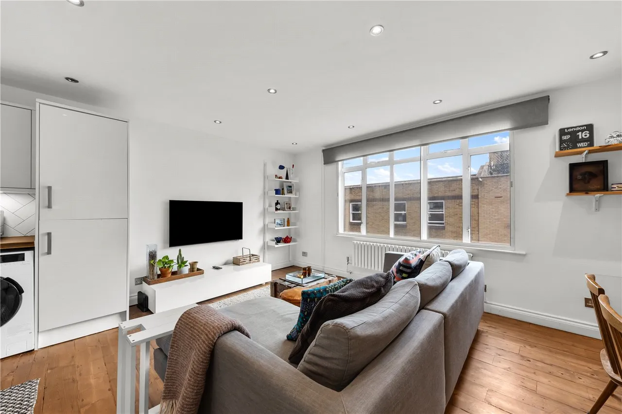 Apex House, 17 Bacon Street, London, E1, photo 9