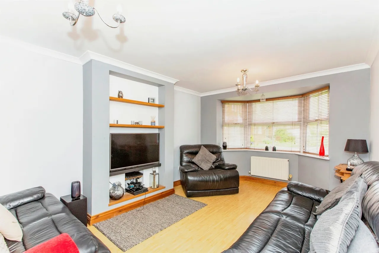 Warwick Gardens, Kettering, NN14, photo 6