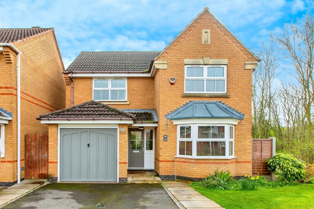 Warwick Gardens, Kettering, NN14, photo 15