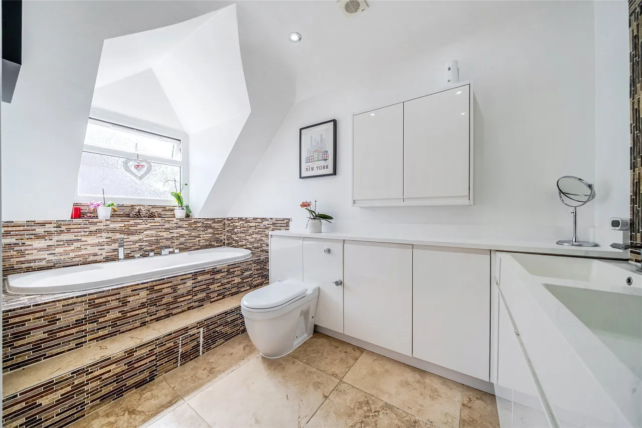 Marion Crescent, Orpington, BR5, photo 9