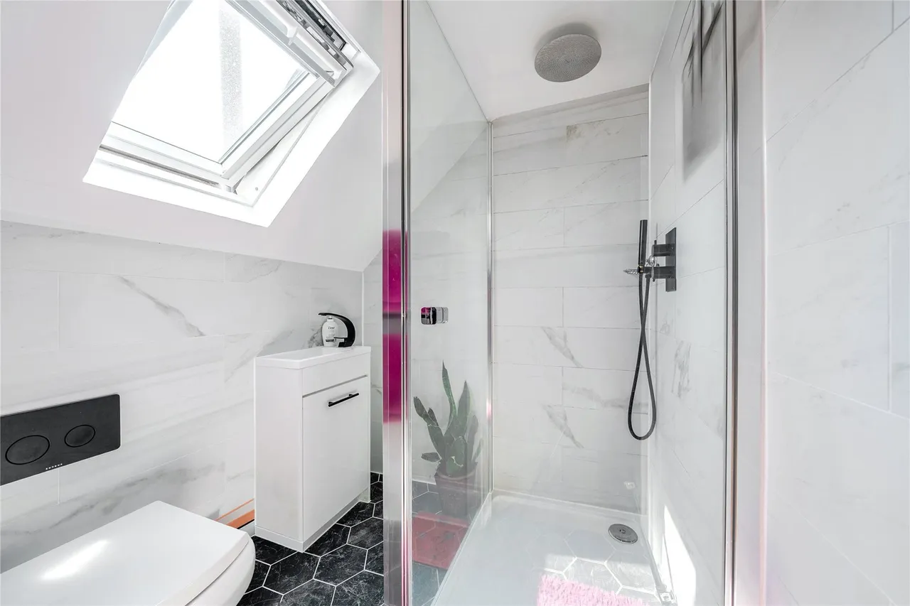 Marion Crescent, Orpington, BR5, photo 11
