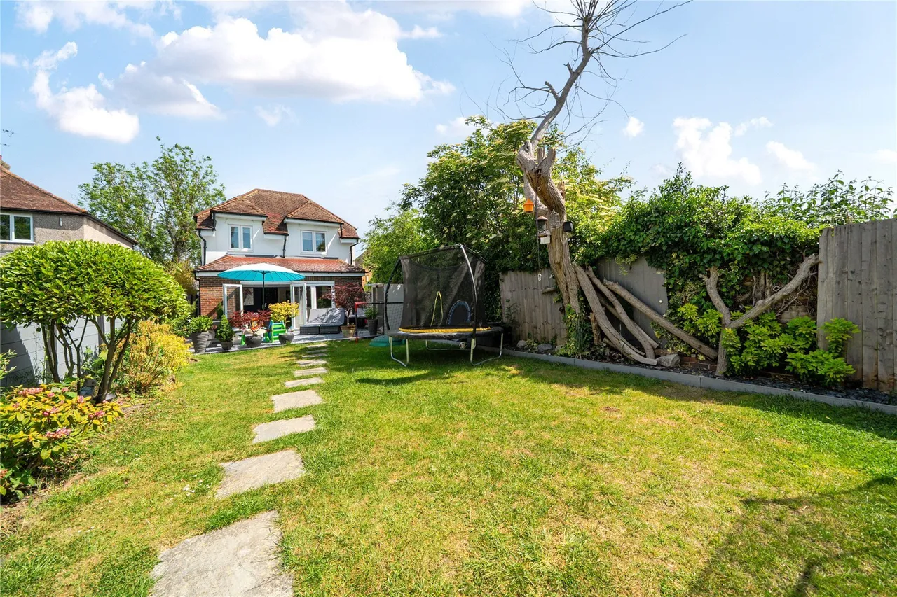 Marion Crescent, Orpington, BR5, photo 19