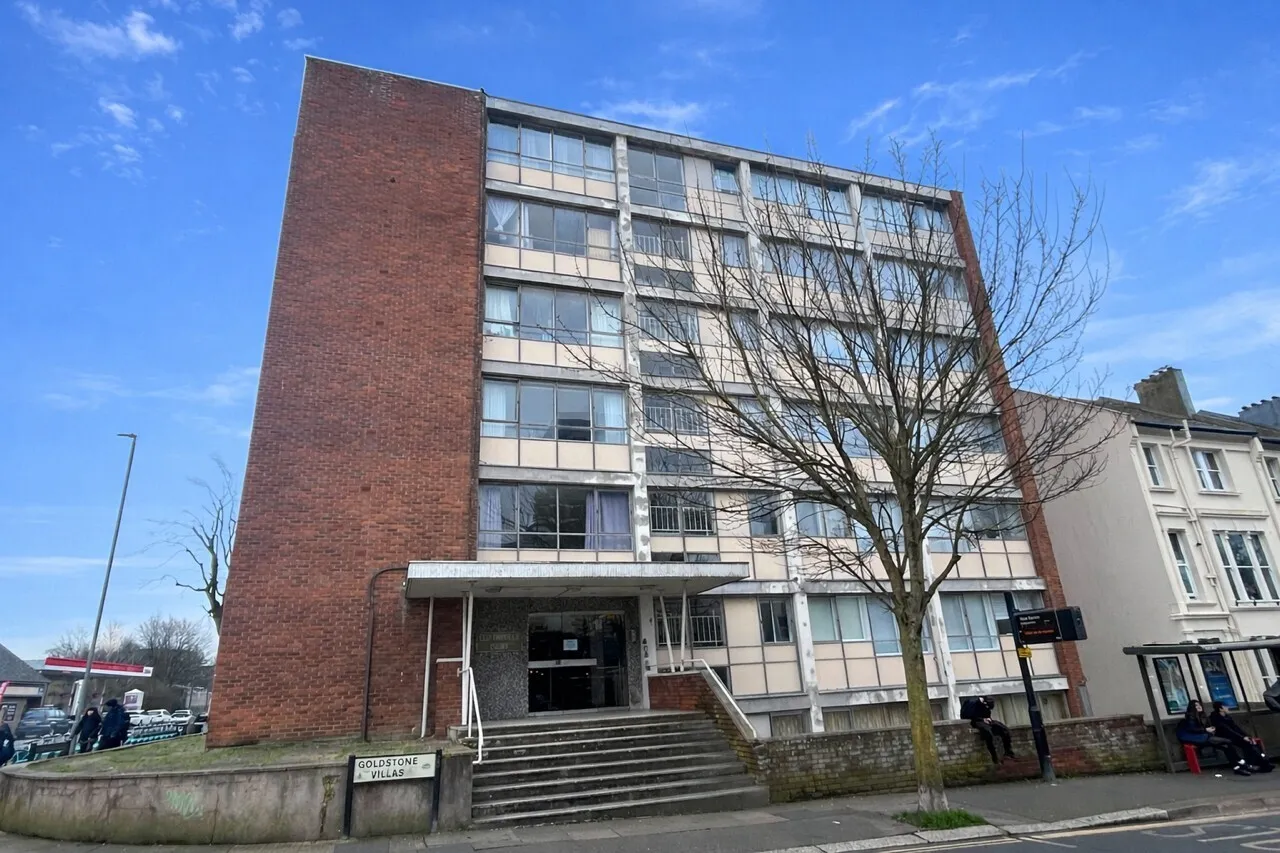 2 bed flat to rent, Goldstone Villas, Hove, BN3