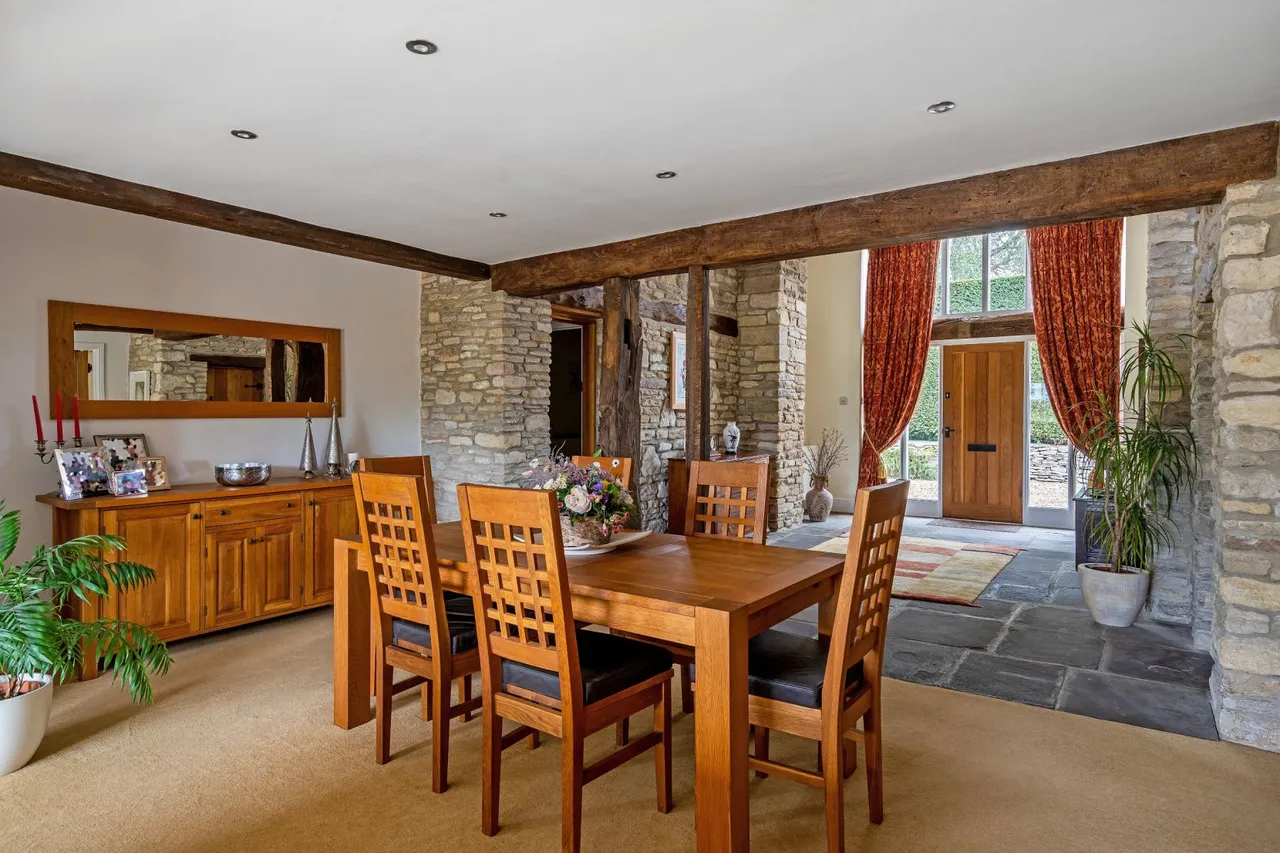 Driffield, Cirencester, Gloucestershire, GL7 5PY, photo 8