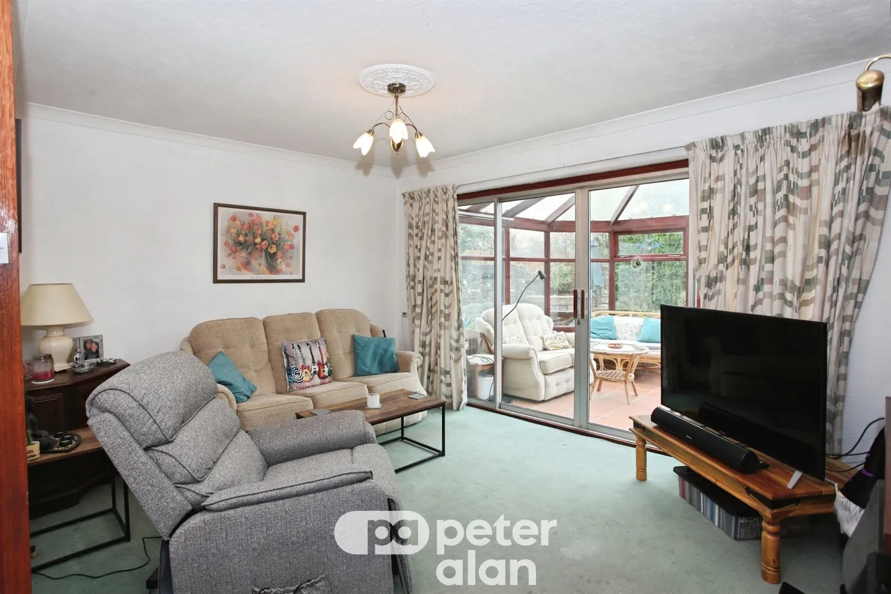 Upper Cwmbran Road, Cwmbran, NP44, photo 10