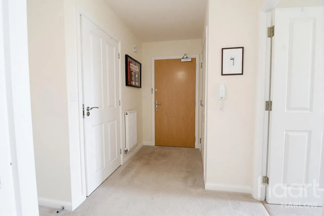 Blackthorn Drive, Harlow, CM17, photo 10