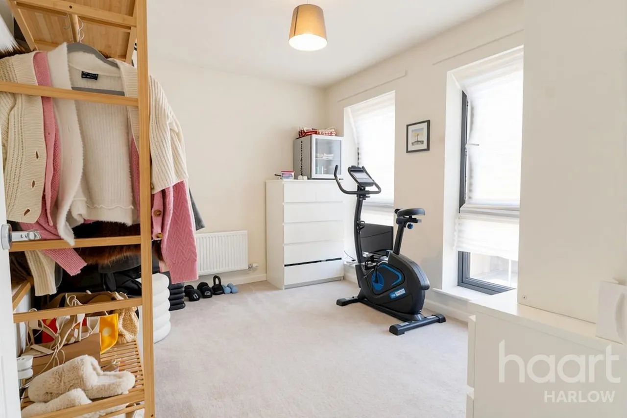 Blackthorn Drive, Harlow, CM17, photo 8