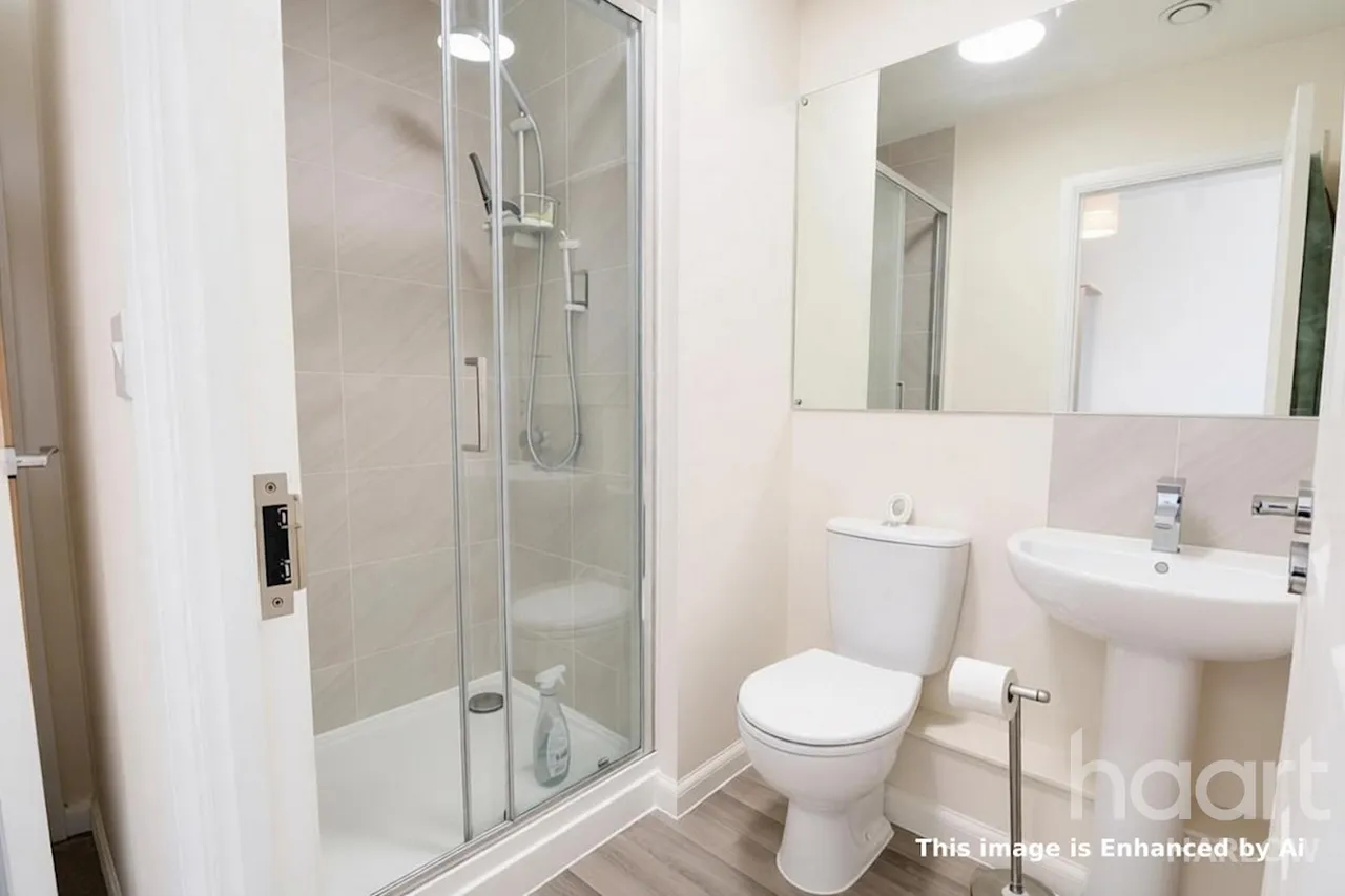 Blackthorn Drive, Harlow, CM17, photo 7