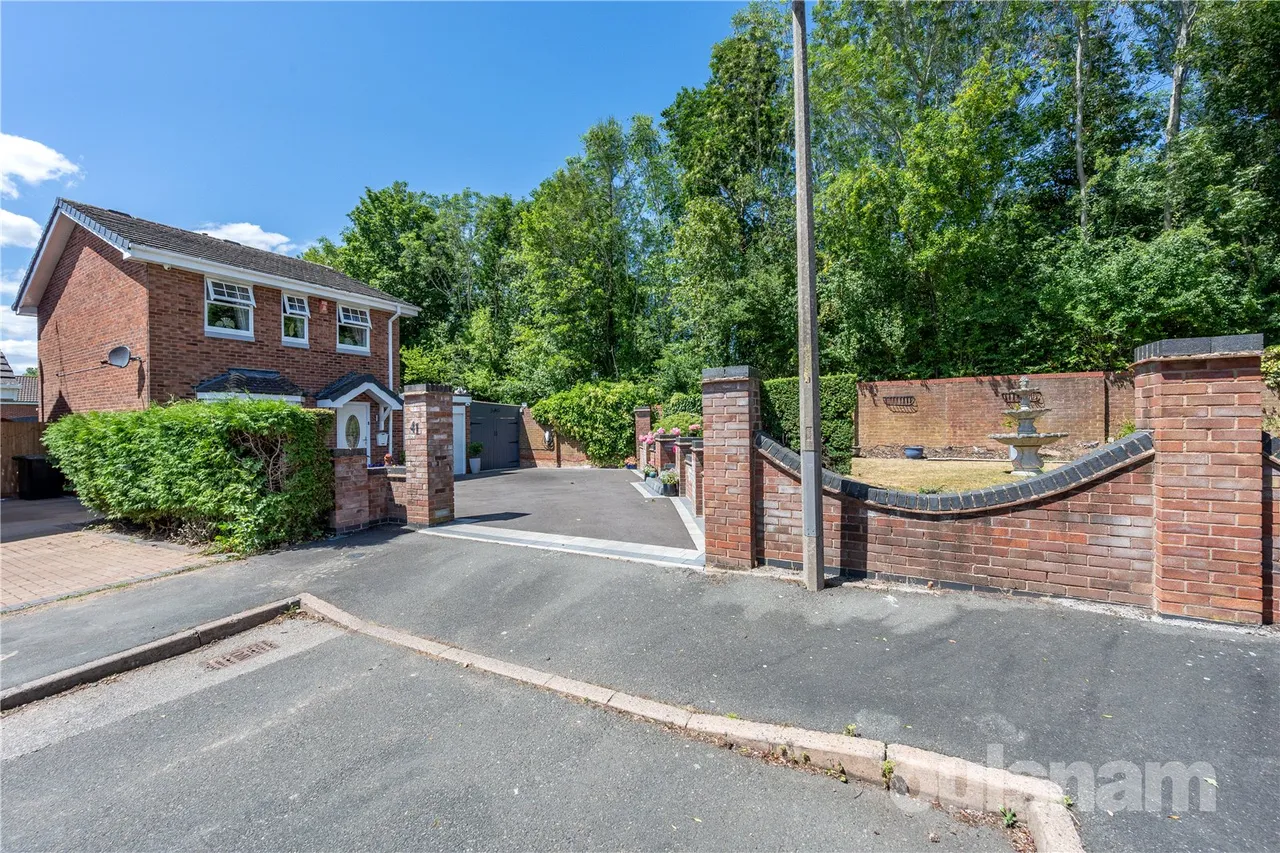 Kingscote Close Church Hill North, Redditch, Worcestershire, B98 9LJ, photo 24
