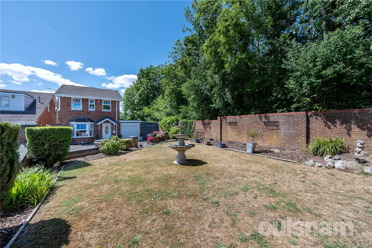Kingscote Close Church Hill North, Redditch, Worcestershire, B98 9LJ, photo 26