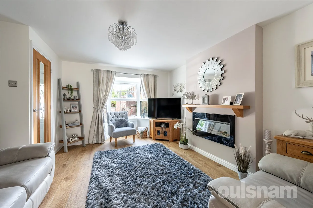 Kingscote Close Church Hill North, Redditch, Worcestershire, B98 9LJ, photo 2