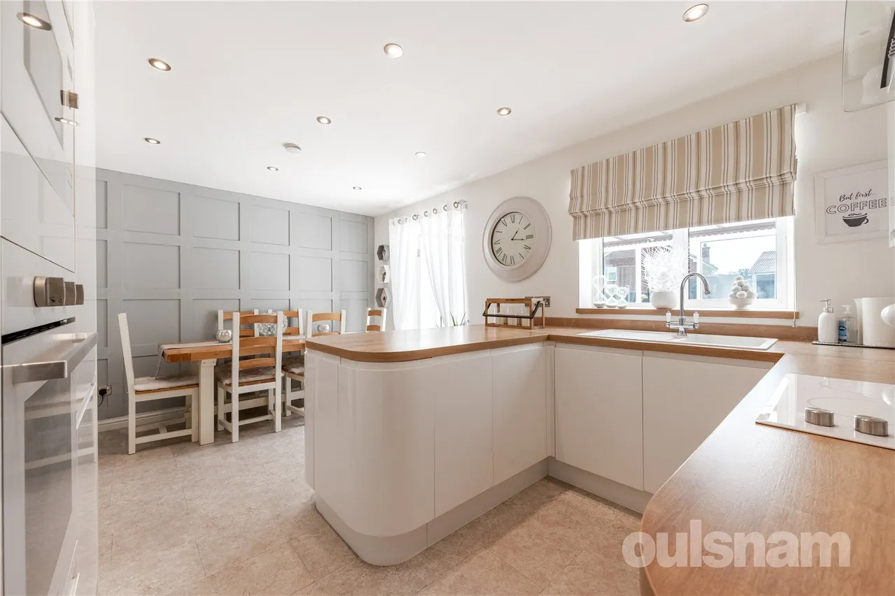 Kingscote Close Church Hill North, Redditch, Worcestershire, B98 9LJ, photo 5