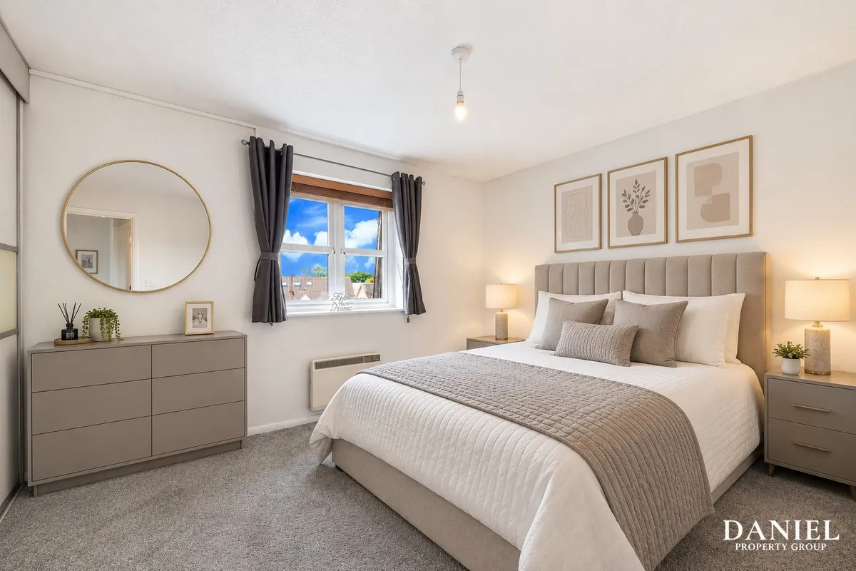 Blackthorn Court, Langdon Hills, SS16, photo 7