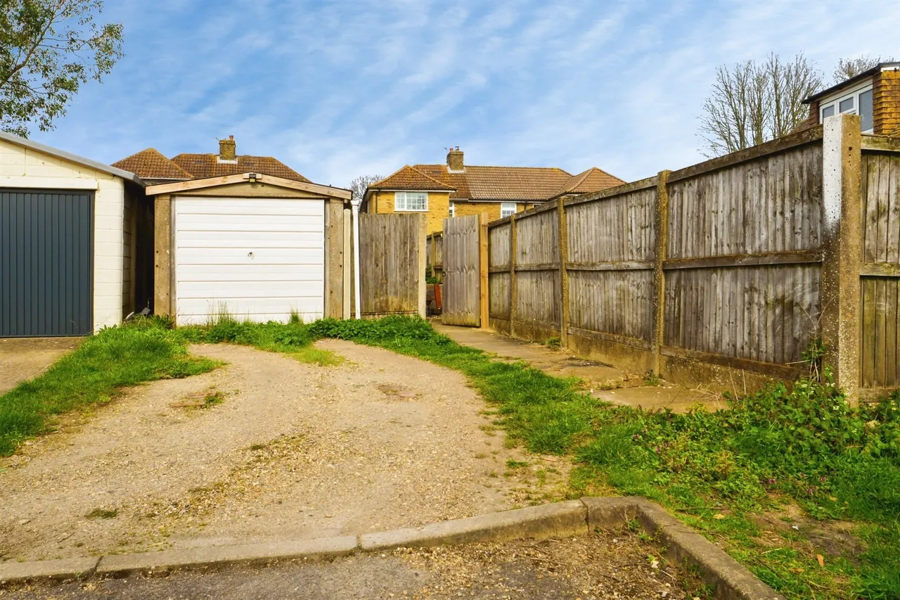 Milner Crescent, Aylesham, CT3, photo 2
