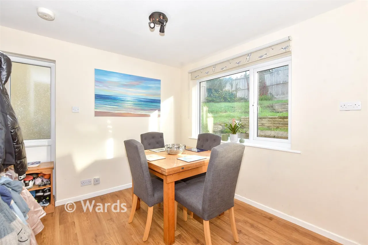 Hythe Close, Golden Valley, CT20, photo 10