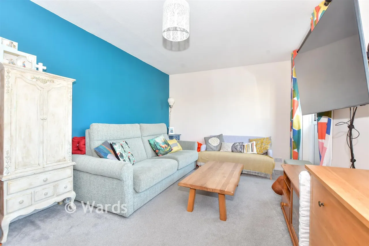 Hythe Close, Golden Valley, CT20, photo 4