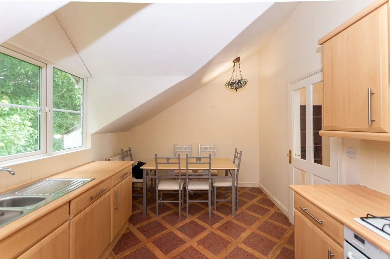 Ffordd Hebog, Y Felinheli, LL56, photo 12