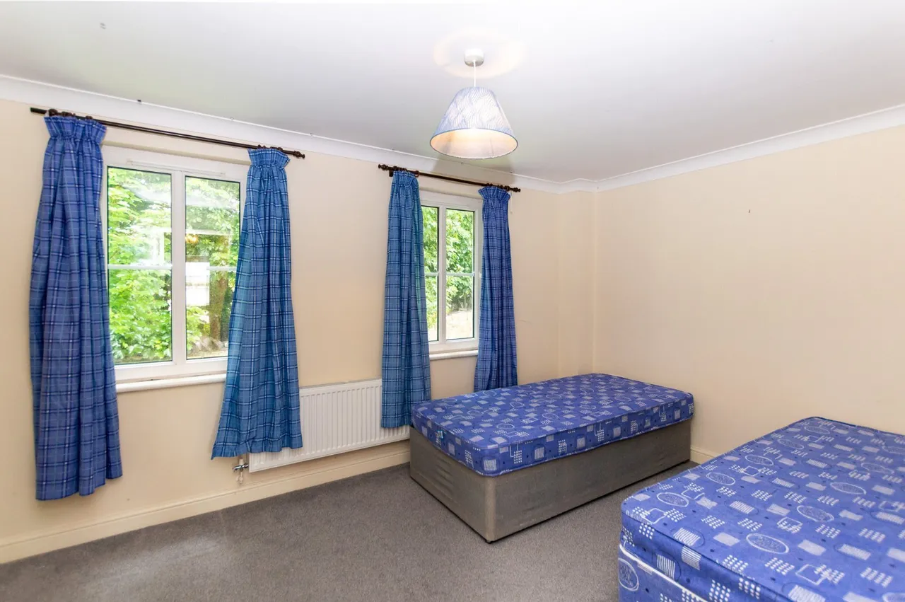 Ffordd Hebog, Y Felinheli, LL56, photo 10