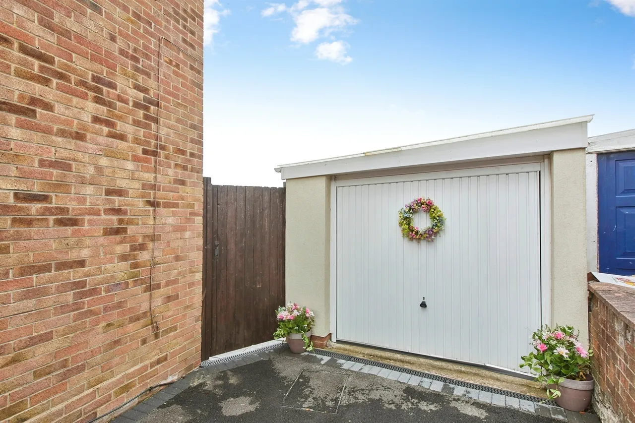 Beaconsfield Road, Burton-On-Trent, DE13, photo 14