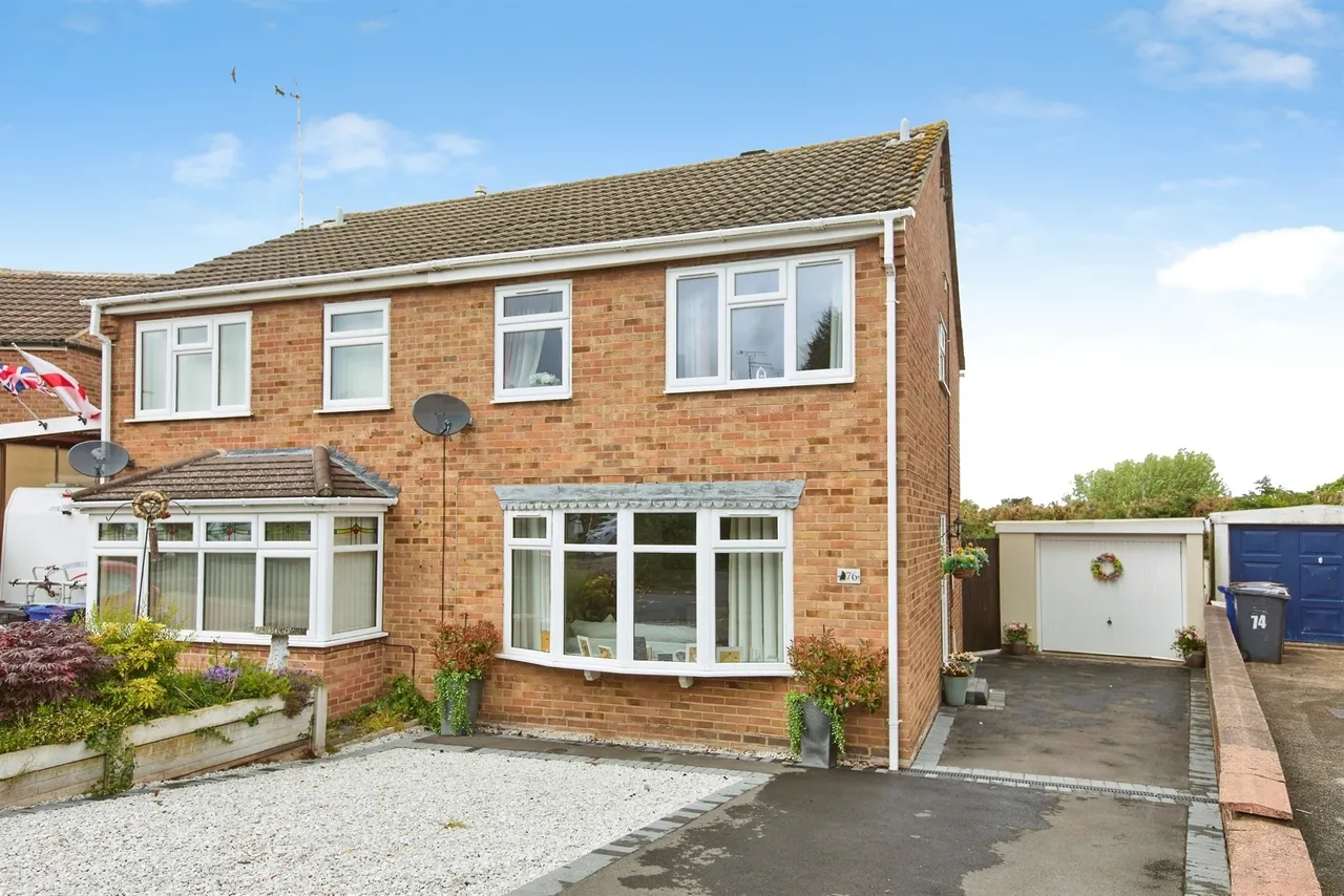 Beaconsfield Road, Burton-On-Trent, DE13, photo 2