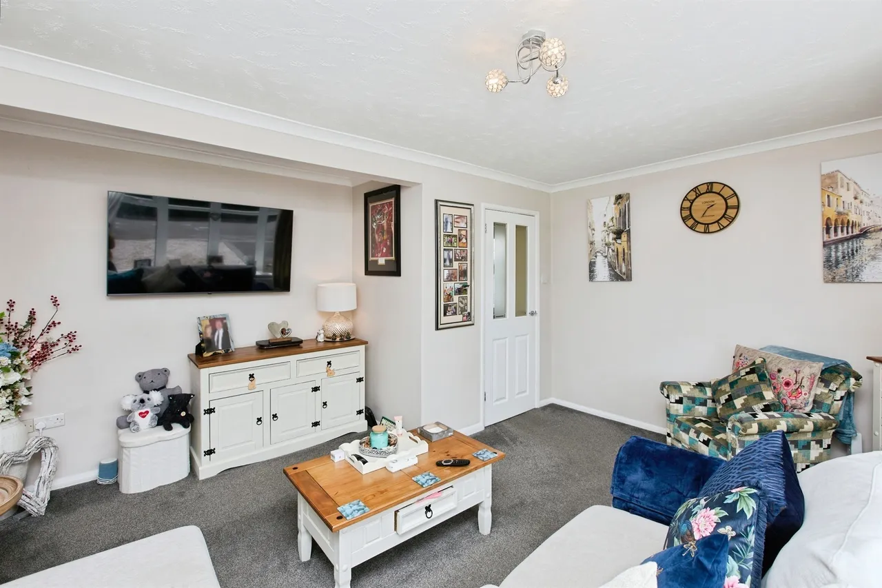 Beaconsfield Road, Burton-On-Trent, DE13, photo 12