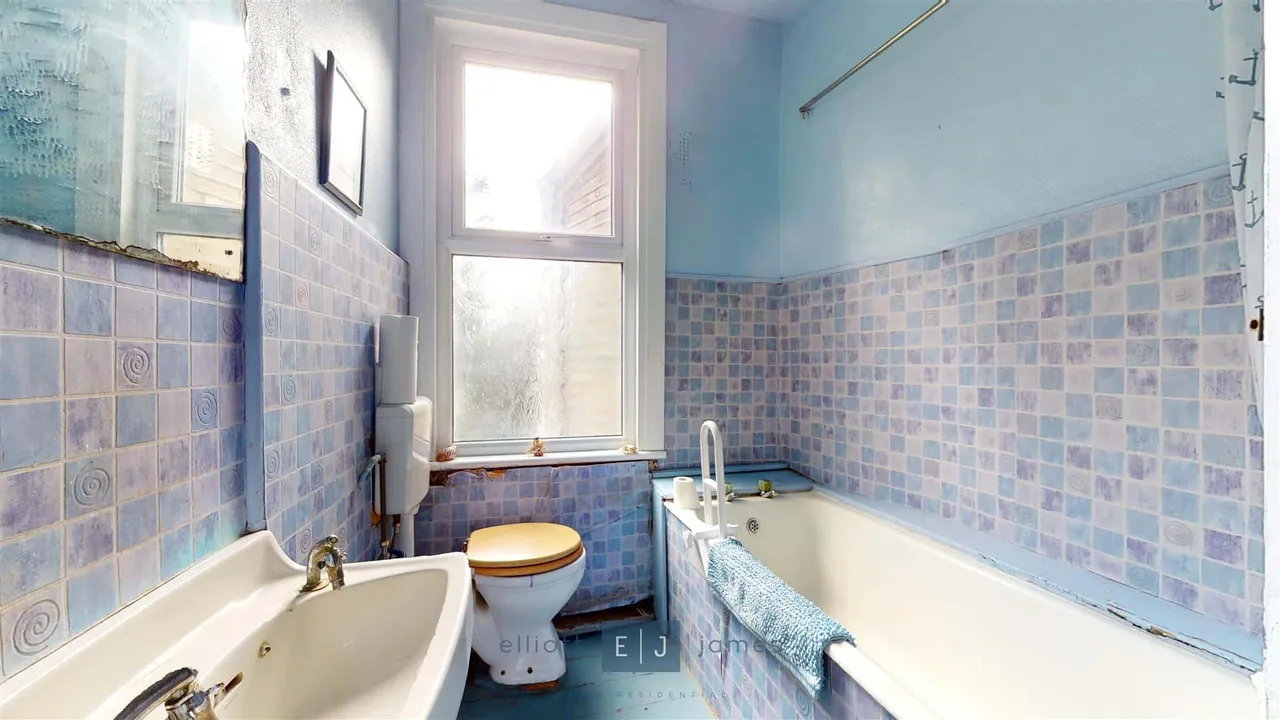 Empress Avenue, Woodford Green, IG8, photo 7